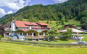 Hotel Jaegerhof Oetz